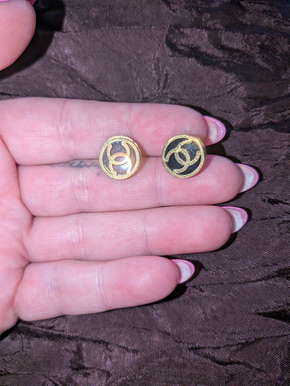 Gold and Black Round Interlock Stud Earrings